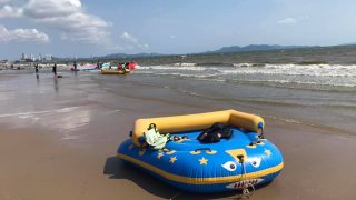 อีกแล้ว ชาวเน็ตโวยเช่าเครื่องเล่นชายหาดจอมเทียน 5 นาที 600 บาท ด้านเจ้าของเรือสวนทันควัน 7-8 นาที