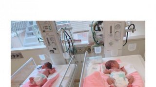 ส่องความน่ารัก ลูกแฝด โซระ อาโออิ นางเอกหนังดัง (มีคลิปช่วงคลอด)