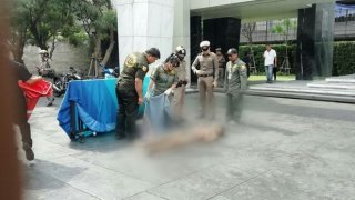 หมอเสริม ความงามจัดปาร์ตี้มั่วเสพไอซ์ เกย์คู่ขาหนุ่ม เมายาไอซ์ ตกคอนโดดับ