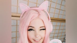 สุดแปลก!!เน็ตไอดอลสาวสายเกมเมอร์ ออกมาประกาศขายน้ำตัวเองที่ใช้อาบแล้ว