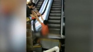 สลดใจ!! สาวขาติดบันไดเลื่อน สุดท้ายเป็นผู้พิการ พยานอ้างผิดเองทั้งนั้น