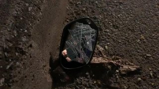 ตายรายวัน!!สิบเอกเสียหลักพุ่งบิ๊กไบร์ชนขอบเหล็กข้างทางเสียหาย คนขับนอนจมกองเลือดตายคาที่