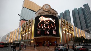 พาส่อง โรงแรมคาสิโนมาเก๊า MGM Macau มีคาสิโนในตัว อควาเรี่ยม โรงหนัง ฯ แต่เริ่มต้นแค่ 6,xxx!