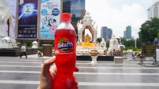 ชาวเน็ตรีวิว!!สายบุญห้ามพลาด น้ำแดงขนิดไหนถวายแล้วถูกใจพระพิฆเนศ มาดูกัน