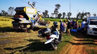 รถเกี่ยวข้าวทับคนเสียชีวิต