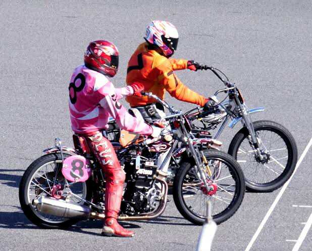 การแข่งขันจักรยานยนต์ Kawaguchi Auto Racing
