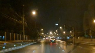 สุดเสื่อม หนุ่มสาวอารมณ์เปลี่ยวย่องเข้า ม.ดัง ประกอบกิจเอาต์ดอร์