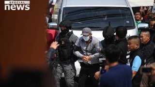 หนุ่มทักแชตคุกคามเมีย ผอ.ปล้นทอง บอก "ผัวติดคุกมาคบกับผม"