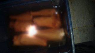 18+อัพเดท!ลูกชายฆ่าหั่นศพแม่ ที่แท้เป็นผช.ผญบ. ชาวบ้านแห่มุงดู