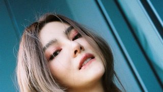 ดิว อริสรา จัดชุดอยู่บ้าน รับสงกรานต์ แซ่บทะลุปรอท