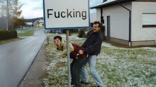 ไวรัลดังวันนี้ หมู่บ้านที่ชื่อขนลุก F**king กำลังจะเปลี่ยนชื่อเป็น Fugging