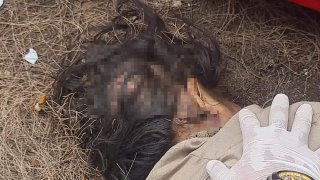 ผัวโหด!! ใช้มีดดาบฟันหัวเมียยับ นอนตายหน้าโรงพัก ย่านพระประแดง