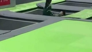 เห็นอนาคต!! เมื่อปล่อยให้เด็กๆเล่นกันสองคน