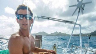 หนุ่ม พาแม่ไก่ ตะลุยเที่ยวทั่วโลก ไปไหนไปกัน อิจฉาไก่จริงๆเลย