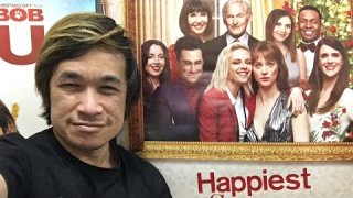 เป็นเลสเบี้ยนในครอบครัวเข้มงวด ต้องปกปิดตัวเองไม่กล้าบอกพ่อแม่จนถึงขั้นหักอกคนที่รัก ควรชมหนัง ไม่มีฤดูไหนไม่รักเธอ HAPPIEST SEASON ฉายแล้ววันนี้