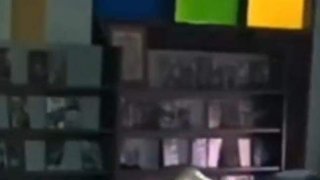 คลั่งยา! แก้ผ้า ดูหนังโป๊ อาละวาด ฉุนขอเงินแม่ซื้อยาบ้าไม่ได้