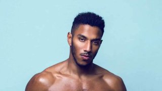 ผู้ชายผิวเข้ม...อาหารว่างยามบ่าย