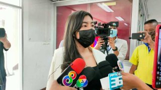 พริตตี้สาว เจ็บหนัก เข้าแจ้งจับอดีตแฟนหนุ่ม หลังถูกทำร้าย-บีบคอ ปมหึงหวง