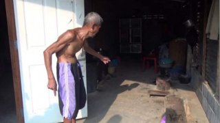 สุดหดหู่! ลูก 21 เมายา ขืนใจแม่ต่อหน้าชาวบ้าน พ่อเห็นคาตา แต่ช่วยไม่ได้