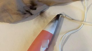 สาวสวยสะดุ้ง เจอเซ็กส์ทอยไรัคุณภาพ ลั่นไฟเกือบช็อต-ีตาย