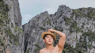 Karan Chaiprapha (เอส โคล่า) เน็ตไอดอล เป้าตุง หุ่นแซ่บ!