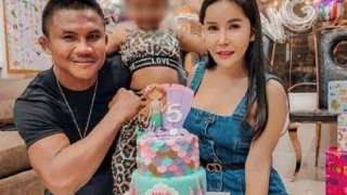 เปิดวาร์ป!! "เก๋ อัญวีณ์" ภรรยา 'บัวขาว' สวยแซ่บไม่แพ้ดาราในวงการบันเทิง