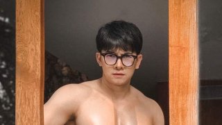 Aoffy Pittaya ดีไซน์เนอร์หนุ่มสุดฮอตสุดแซ่บ!!