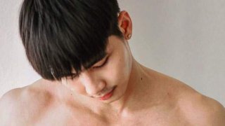 หล่อกระชากใจ!! แมน นรินทร์ นายแบบหนุ่มงานดี หุ่นยั่วเย ขยี้ใจขั้นสุด