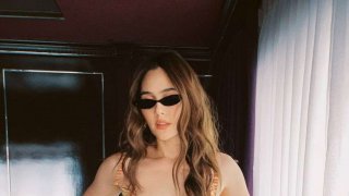 ชมพู่-อารยา กับชุดออกกำลังกายสุดแซ่บมาก!!!