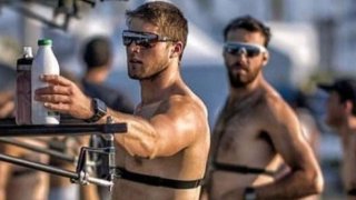 เป้าตุงมาก!!! เห็นมาแต่ไกล! แบบไม่ต้องซูม!!!