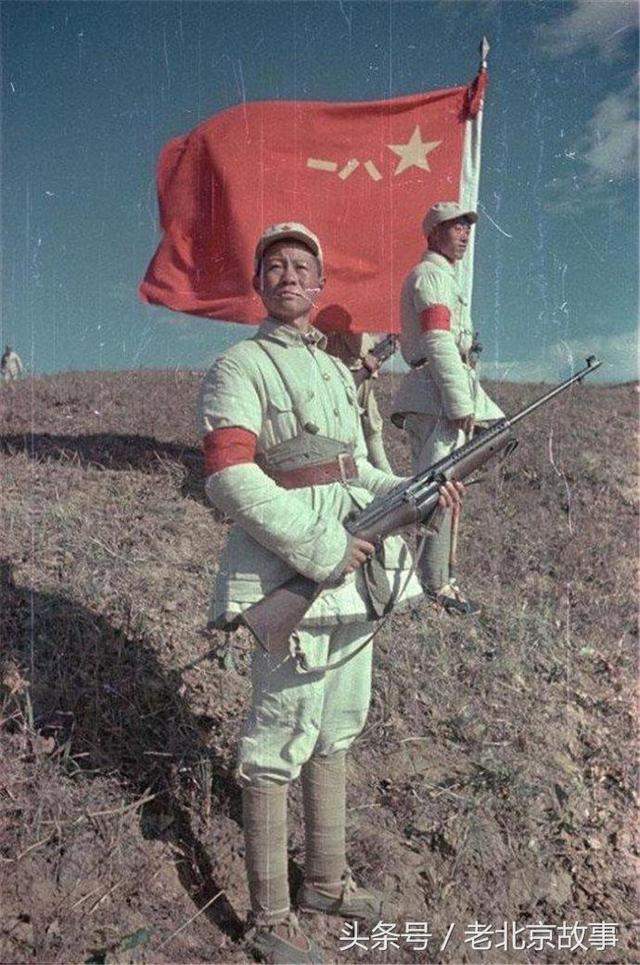 กองทัพปลดแอกประชาชนถ่ายภาพโดยช่างภาพโซเวียต ปี 1949