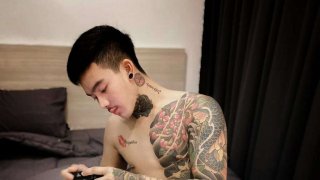 เปิดวาร์ป "กันต์" นายแบบรอยสักสุดแซ่บ ของแน่นคับจอ