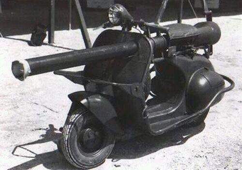 ภาพถ่ายแปลกๆในสมัยสงครามโลกครั้งที่ 2 : ติดตั้งปืนใหญ่บนรถจักรยานยนต์