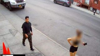 เจ็บใจ ! ชายหนุ่มคนนี้ผลักผู้หญิงลงกับพื้น แล้ว "จับก้น" ก่อนจะวิ่งหนีไป