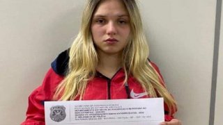 "คิตตี้แห่งแคร็กแลนด์" ถูกจับ หลังจากซ่อนยาเสพติด ไว้ในกางเกงใน