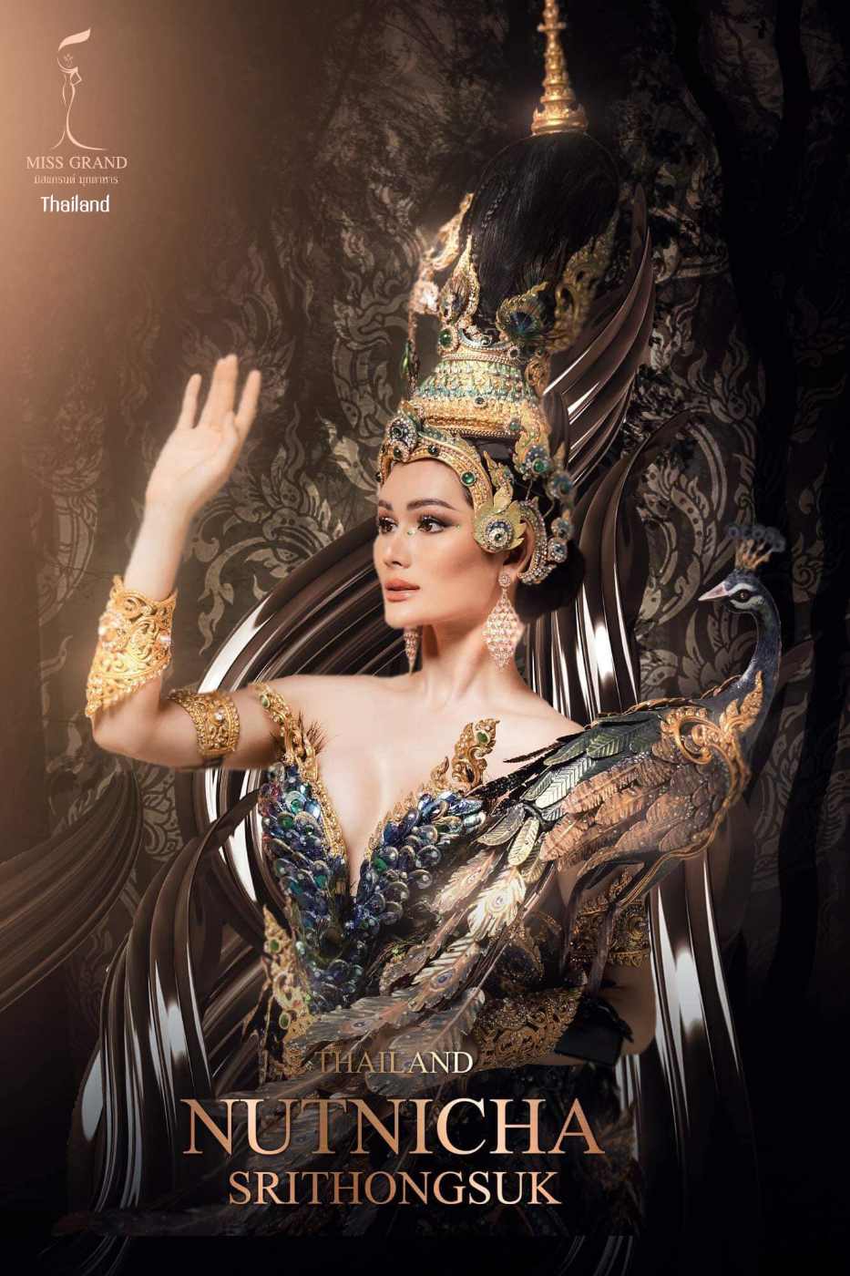 สง่างามดุจนางพญามยุเรศ! เปิดตัวชุดประจำชาติ Miss Chinese World Thailand 2021