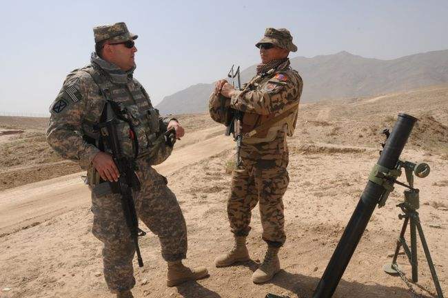 ทำไมทหารมองโกเลียไปอัฟกานิสถาน? เหตุผลอยู่ที่นี่