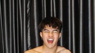 มิว อธิปปรัชญ์ นายแบบหุ่นล่ำ กล้ามแน่น สเปคกระเทย