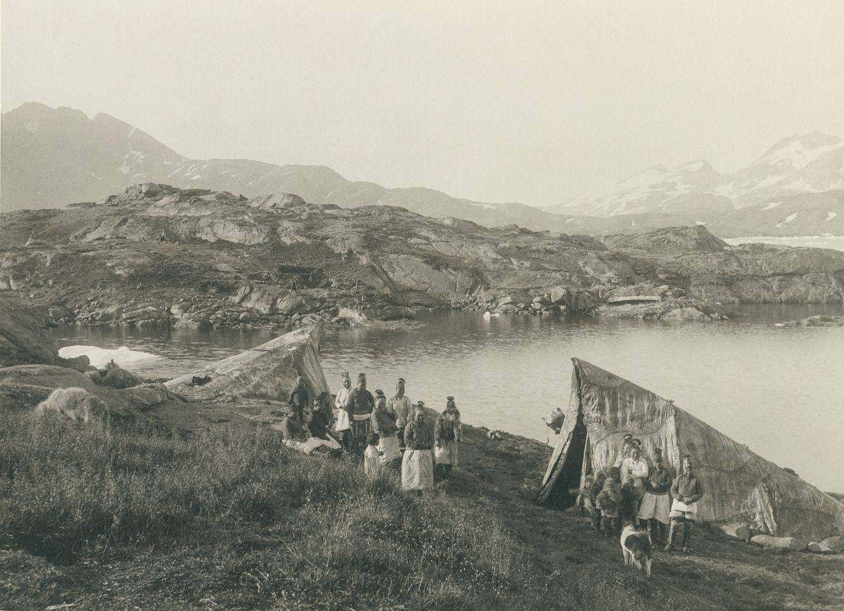 ภาพถ่ายในอดีตของอเมริกาเหนือ:ชีวิตในกรีนแลนด์ระหว่างปี พ.ศ. 2432 ถึง พ.ศ. 2449