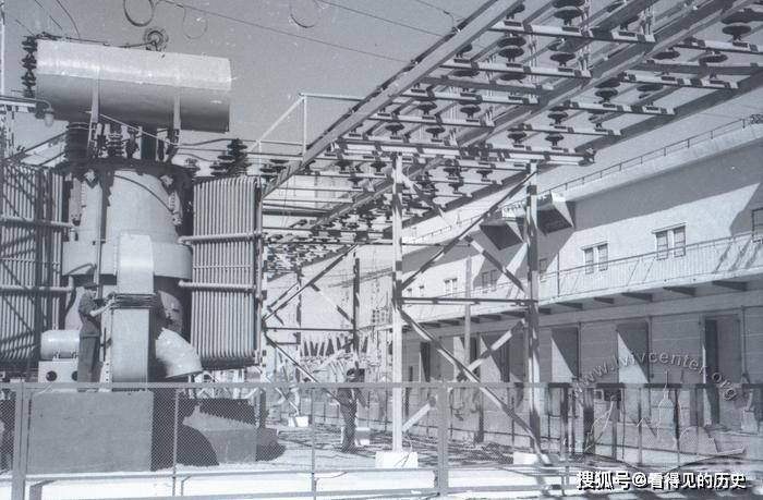 ภาพเก่า โรงงานเหล็ก Azov ในเมือง Mariupol ประเทศยูเครน ปี 1948 ป้อมปราการคอนกรีตเสริมเหล็ก