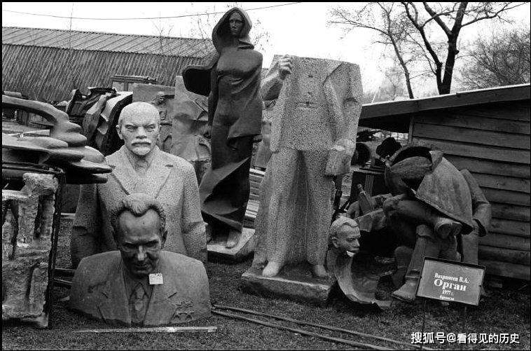 รูปภาพเก่าๆ หาดูยาก ของโซเวียตที่ถ่ายโดยช่างภาพชื่อดัง ดูการล่มสลายของสหภาพโซเวียต