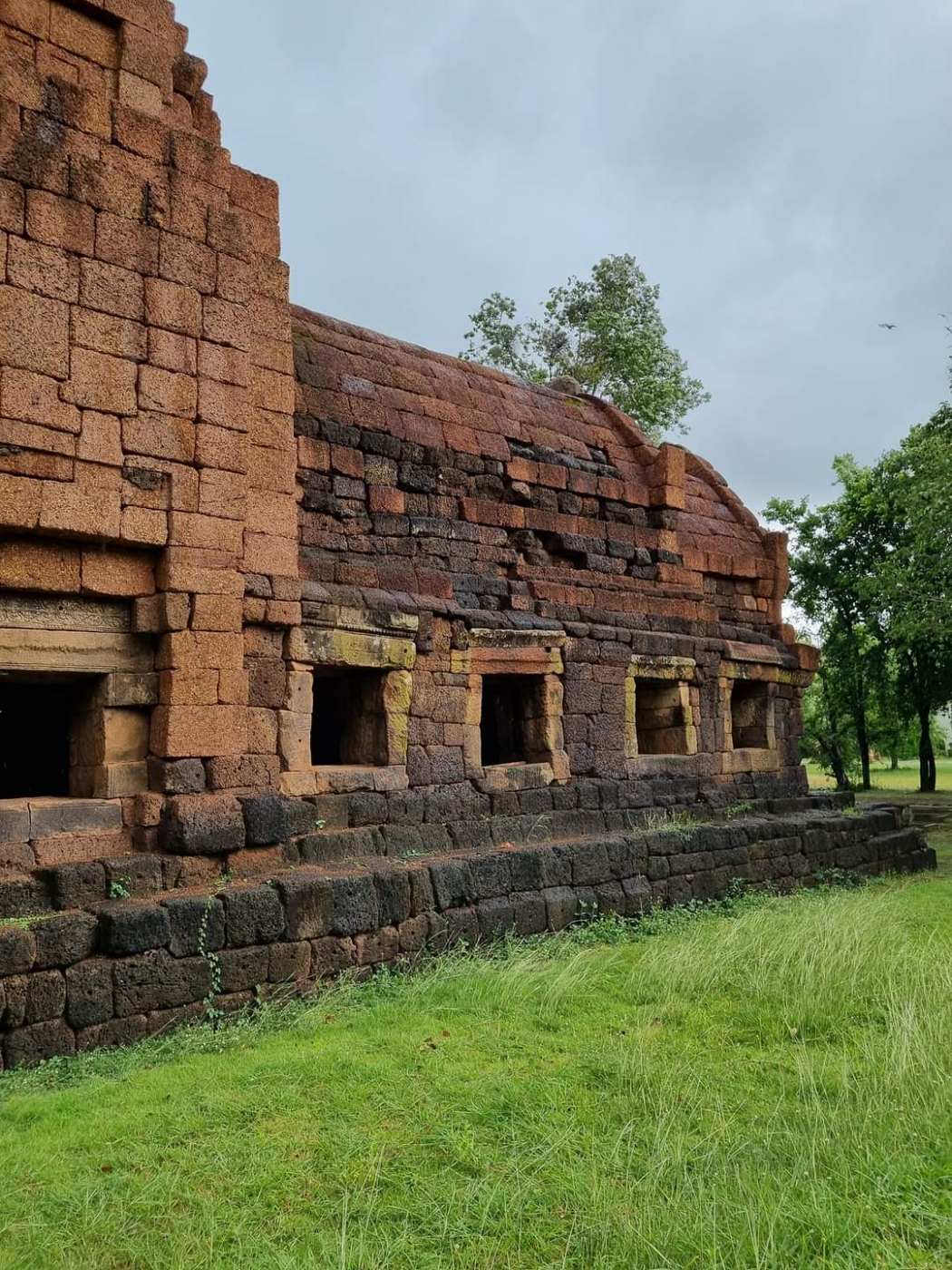 ชมปราสาทบ้านบุ บุรีรัมย์ สมัยพระเจ้าชัยวรมันที่ 7