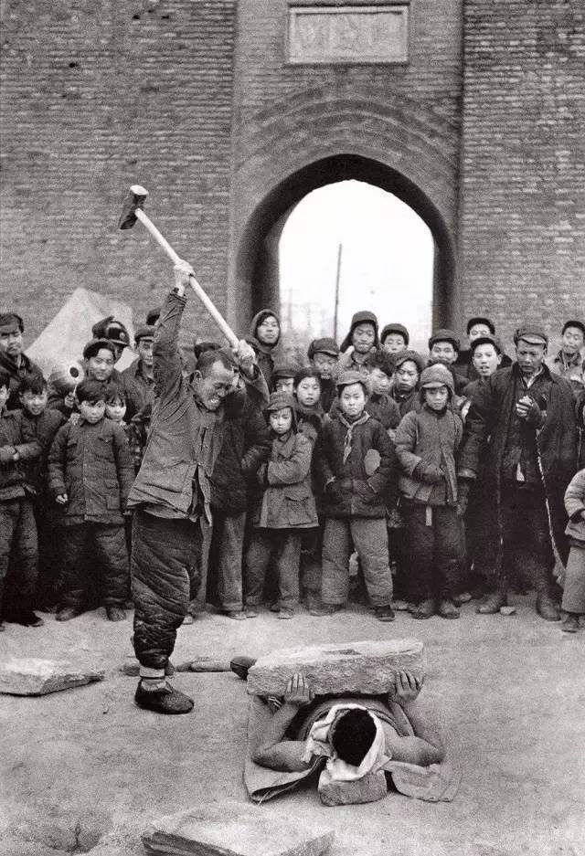 ประเทศจีน 60 ปีที่แล้ว ถ่ายโดย ช่างภาพอิสระ ชาวฝรั่งเศส