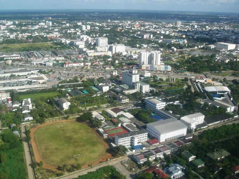 จังหวัดเดียวในไทยที่มีจำนวนประชากรมากถึงสองล้านคน