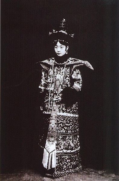 ไฟล์:Empress Gobele Wan-Rong 
(01).JPG