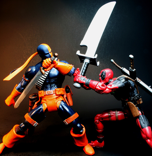 Slade vs Wade (Deathstroke vs Deadpool) by R_O_B_O.
