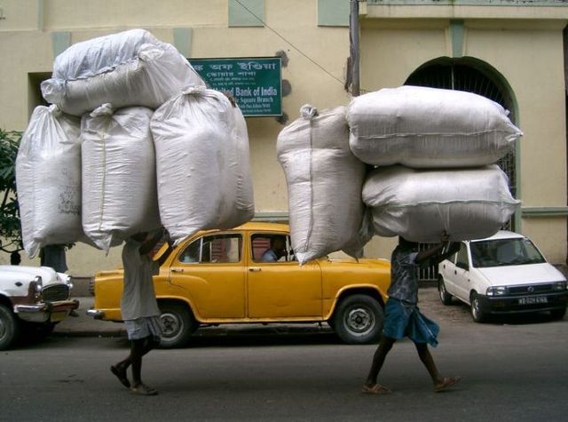 Only in India (72 pics)