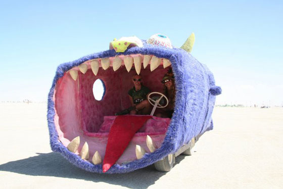 crazy shark car รถแปลกจากทั่วโลก