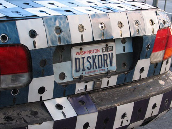 floppy disk car closeup รถแปลกจากทั่วโลก