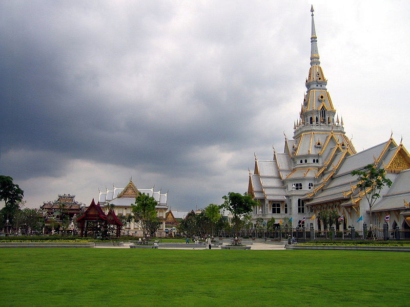 ไฟล์:View of Wat Sothonwararam.jpg